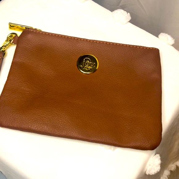 JOY MANGANO brown pebble leather wristlet. - Picture 4 of 10